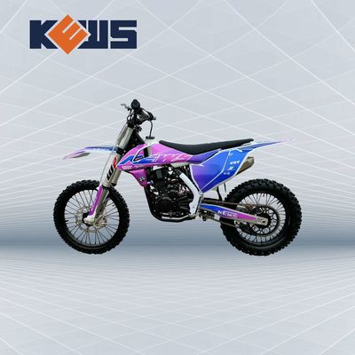Xe máy mô tô 4 thì KTM Enduro với động cơ NB300 Làm mát bằng nước bốn thì