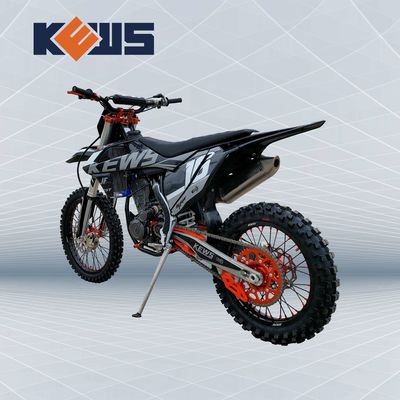 Mô hình xe máy Enduro 250CC màu đen K16 với động cơ Benelli Twin Cam 120KM / H