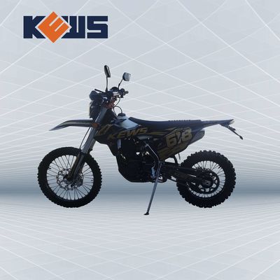 Xe máy màu đen bằng vàng Nhãn dán 300CC Euro 4 Xe máy NC300S trên xe đạp địa hình
