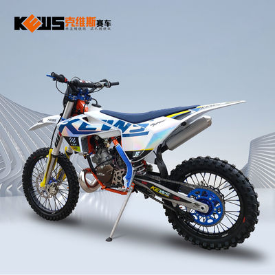 Mô hình K18 trong Loncin MT250 Xe mô tô hai thì 233CC làm mát bằng chất lỏng