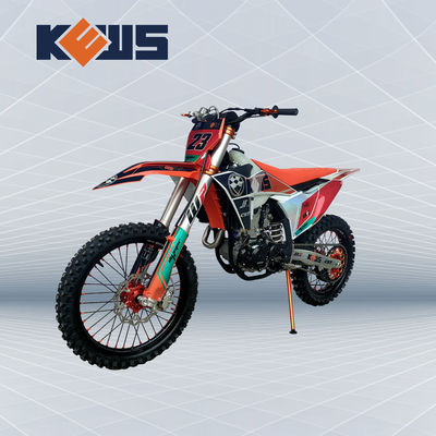 K23 Xe đạp địa hình màu đỏ trắng và đen với động cơ làm mát bằng nước NC300S Xe máy Enduro 23kw
