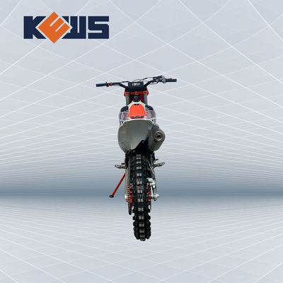 K23 Xe đạp địa hình màu đỏ trắng và đen với động cơ làm mát bằng nước NC300S Xe máy Enduro 23kw